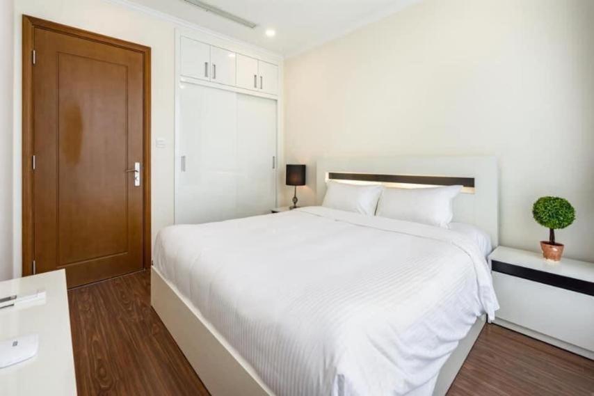 Vinhomes Central Park - Christine Properties Apartment