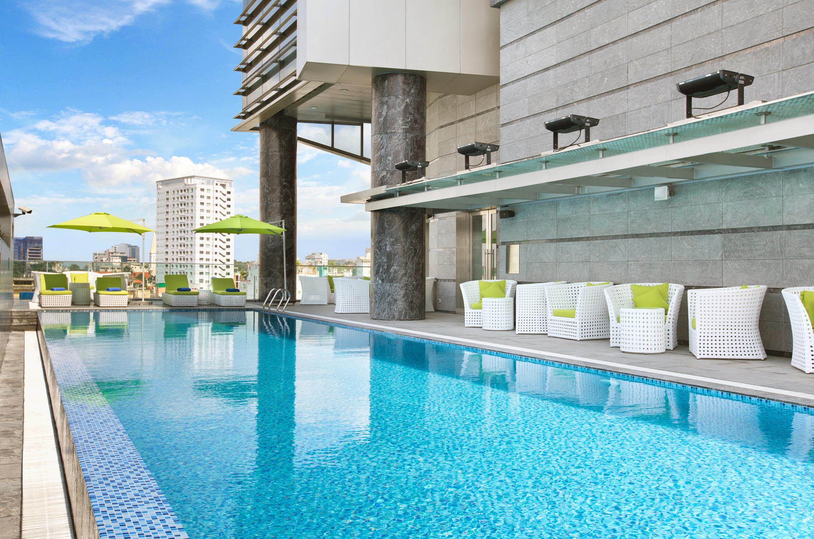 Hotel Pullman Saigon Centre 5*