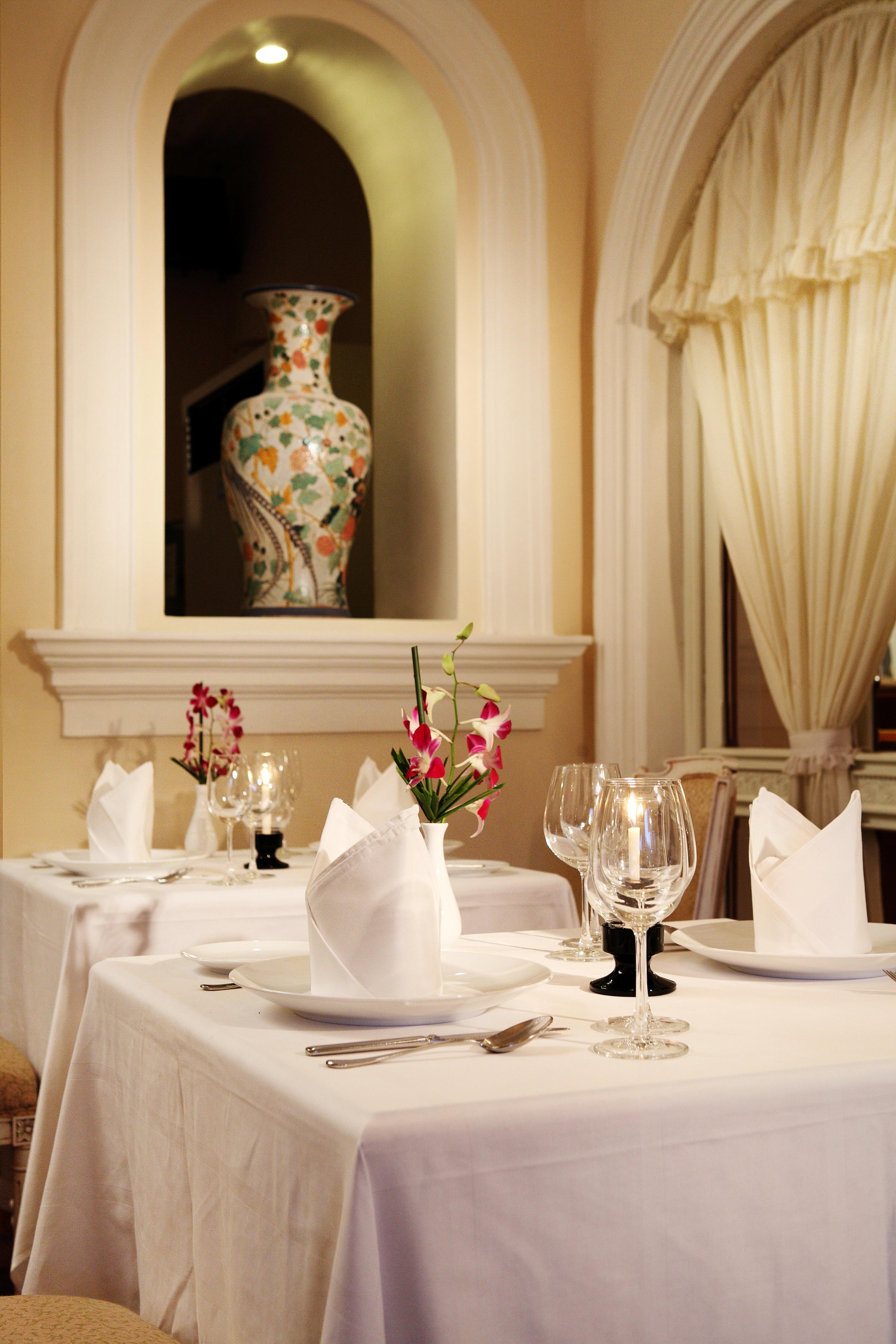 Continental Saigon Hotel 4*