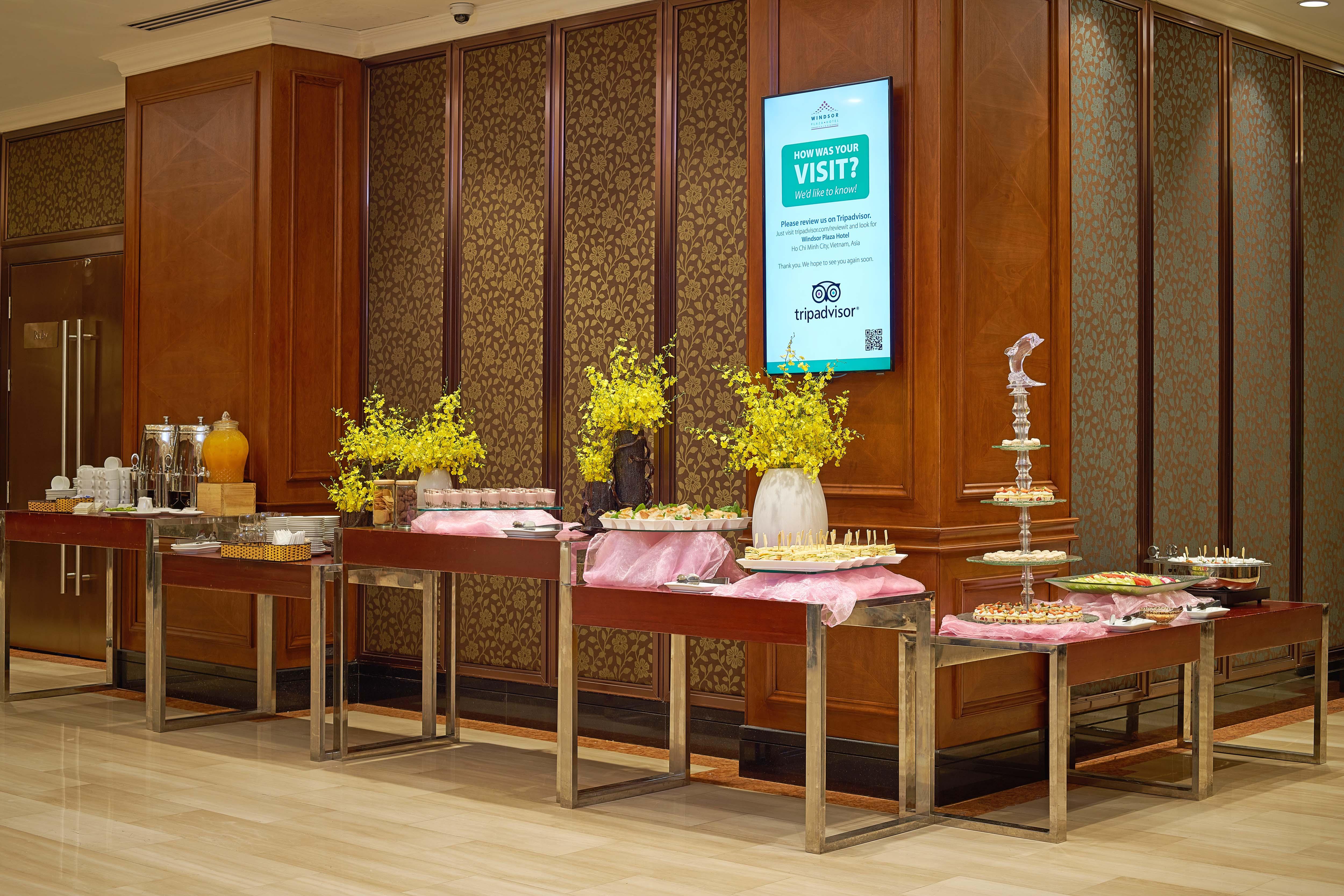 Windsor Plaza Hotel