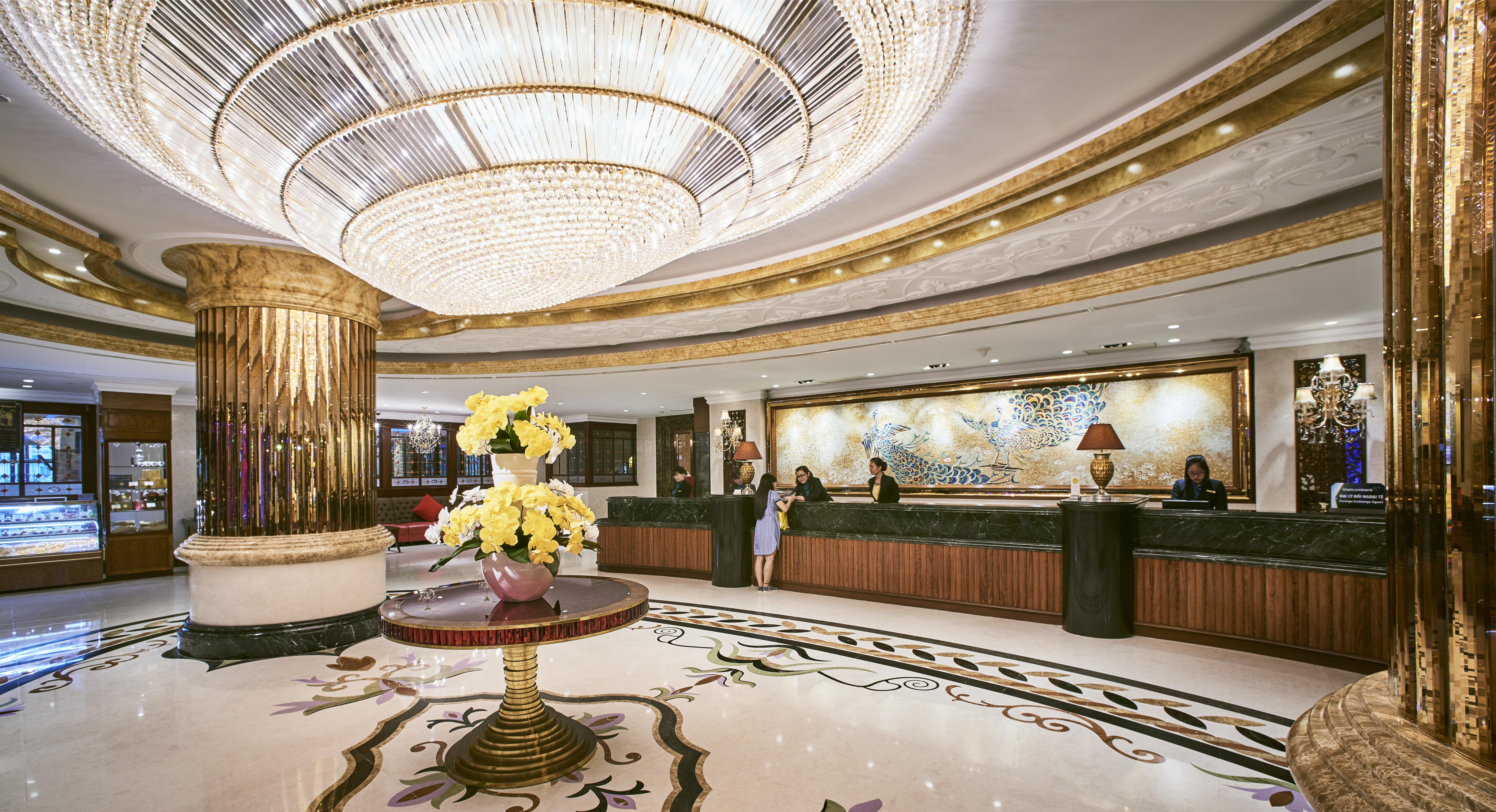 Windsor Plaza 5*