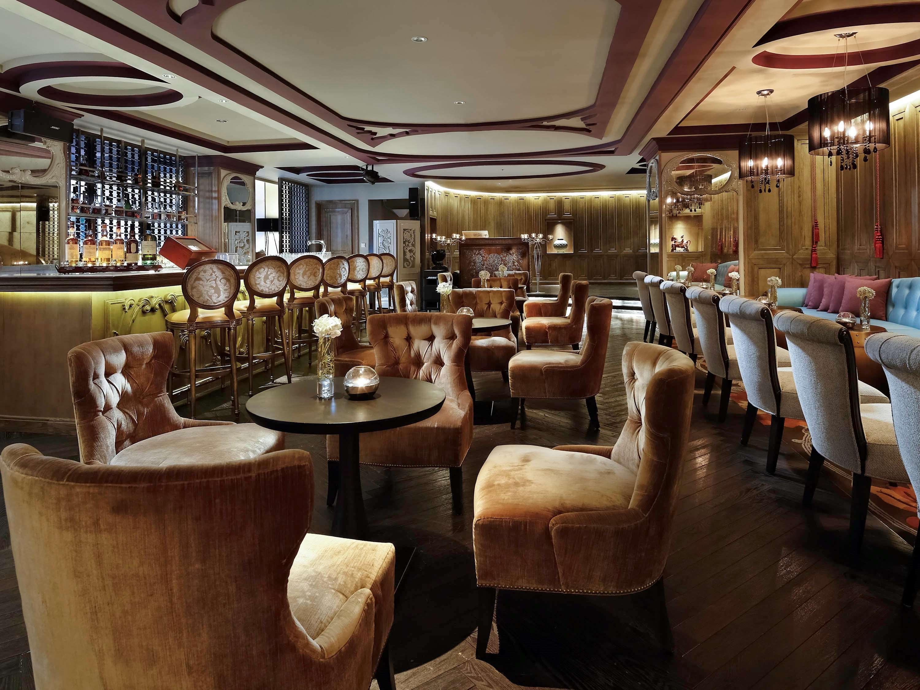 Sofitel Saigon Plaza 5*