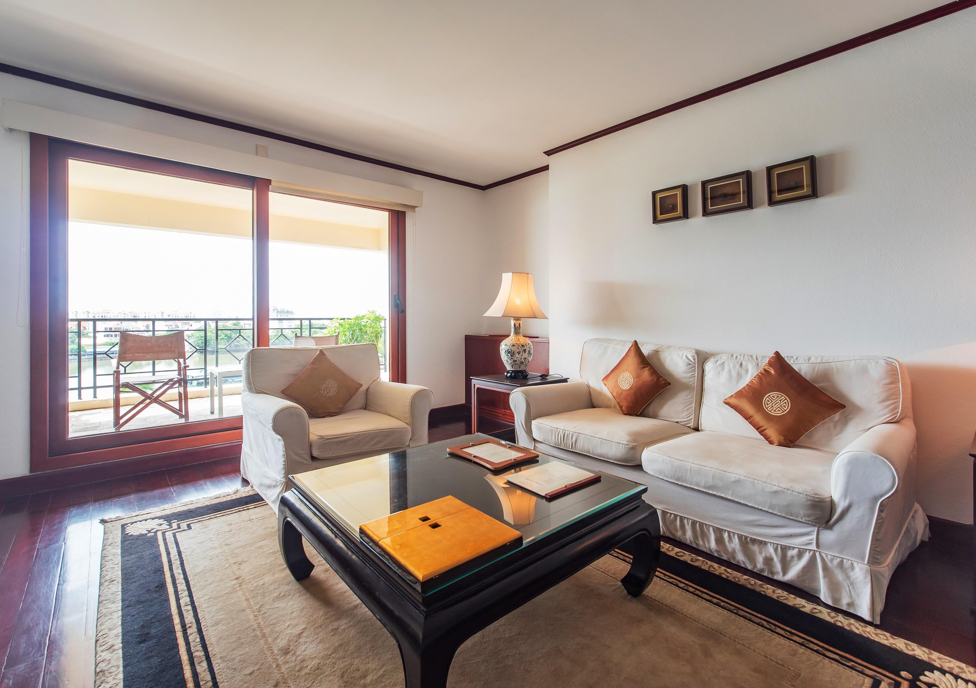 Saigon Domaine Luxury Residences Aparthotel