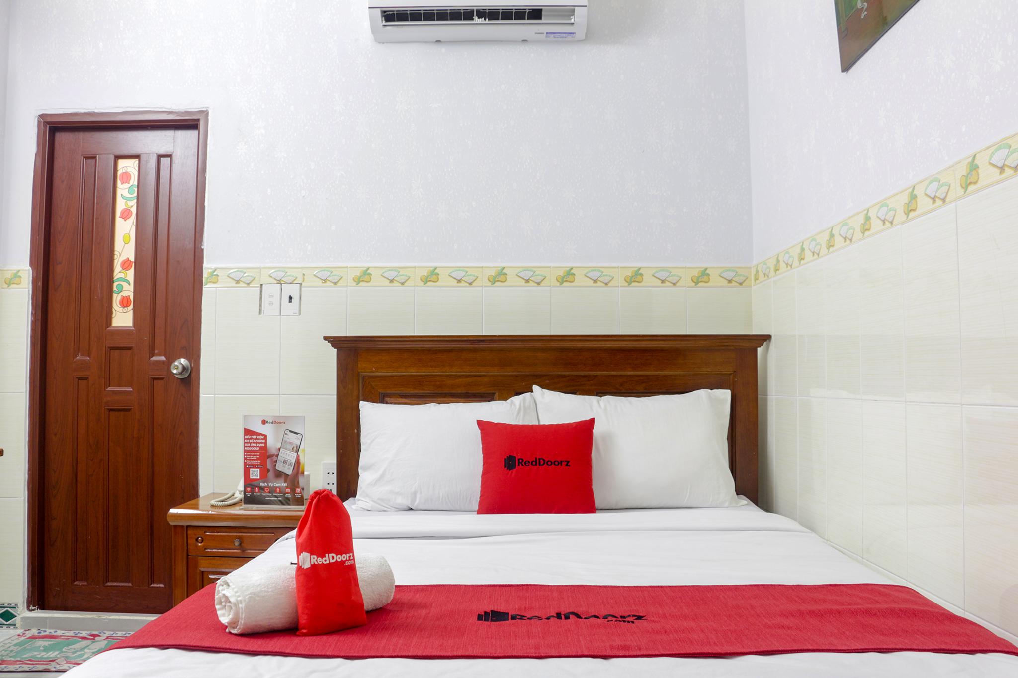 Diamond Cmt8 - Gan Am Thuc Dem Sai Gon 2* Ho Chi Minh City