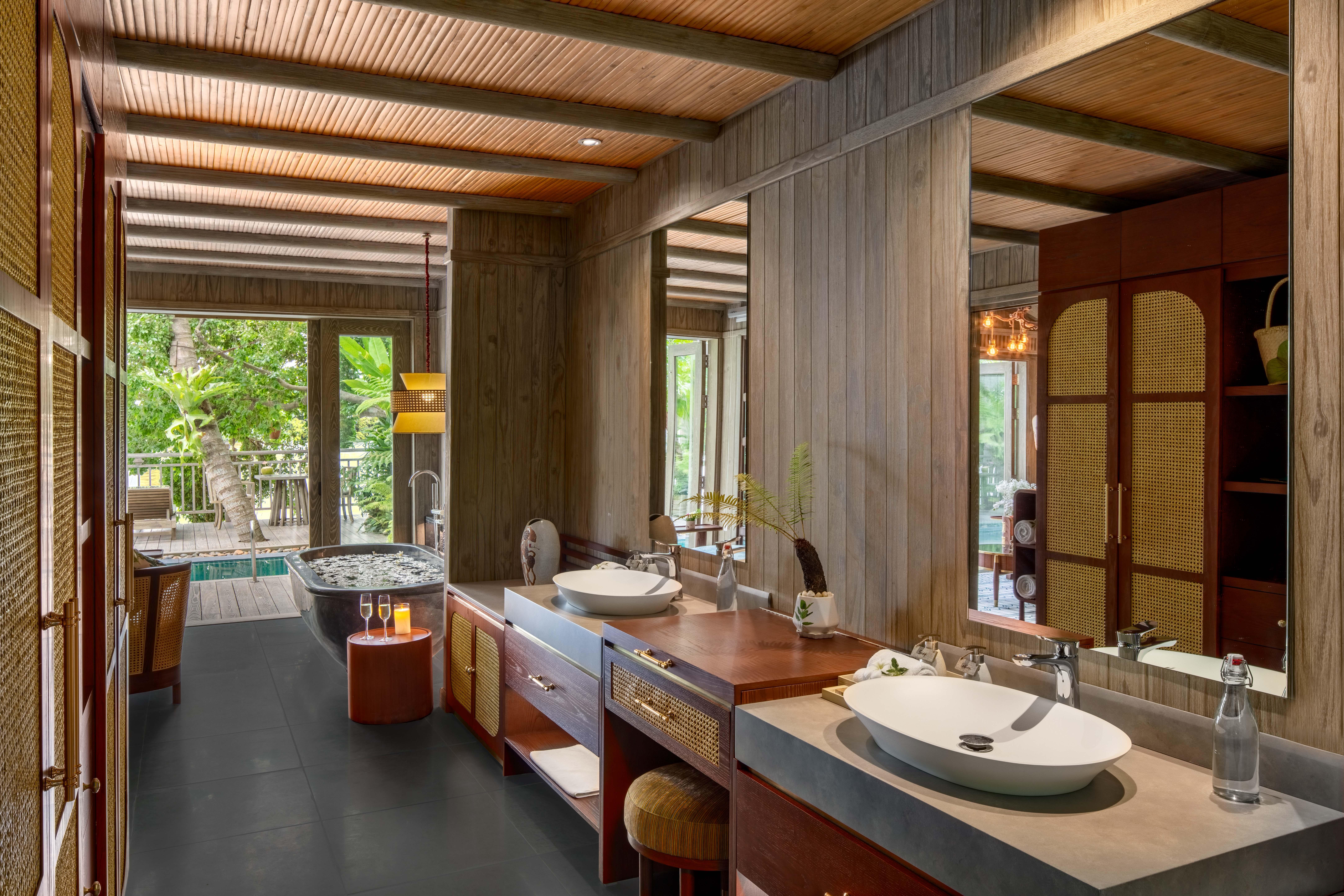 An Lam Retreats Saigon River 5*