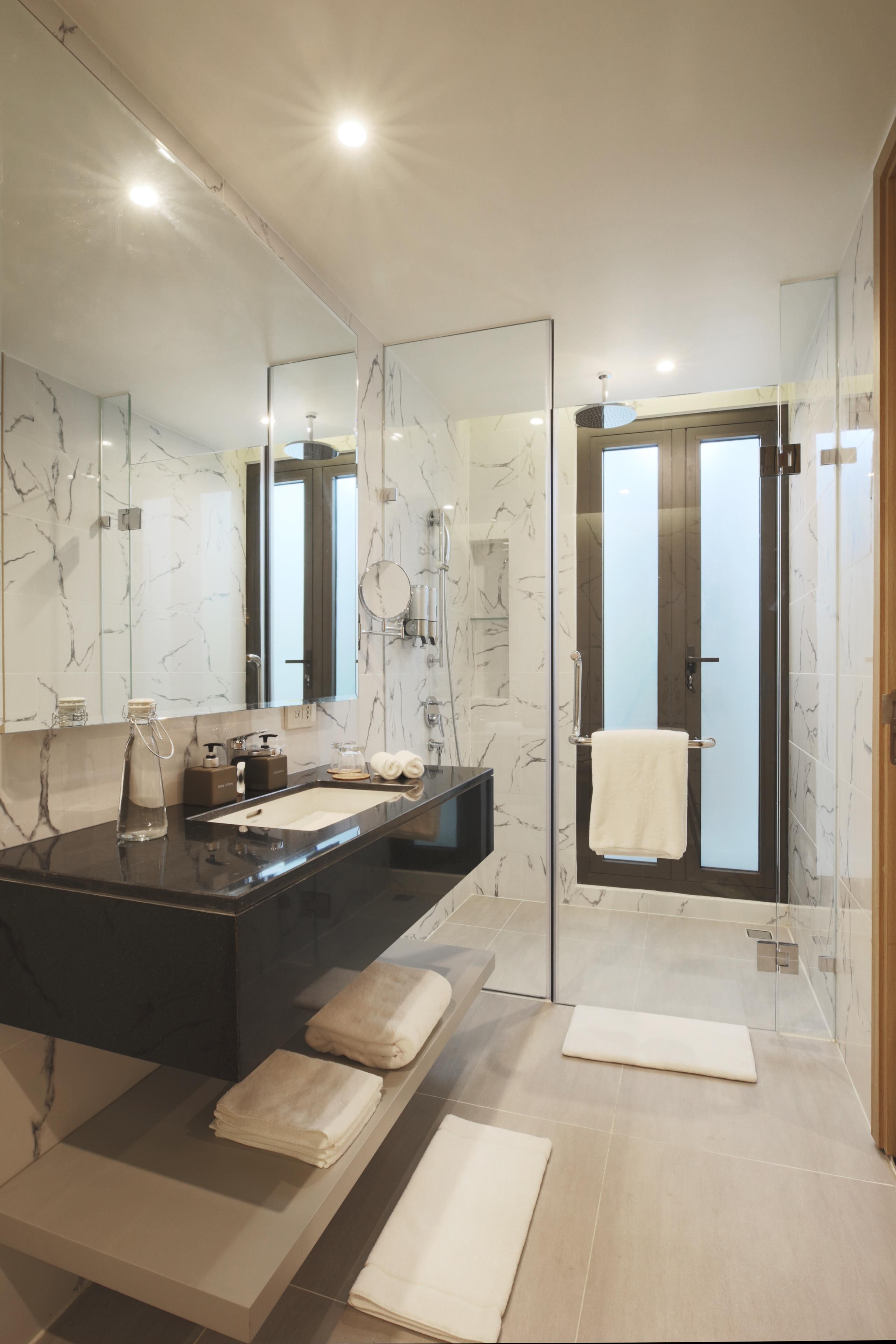 Zazz Urban Hotel 4*