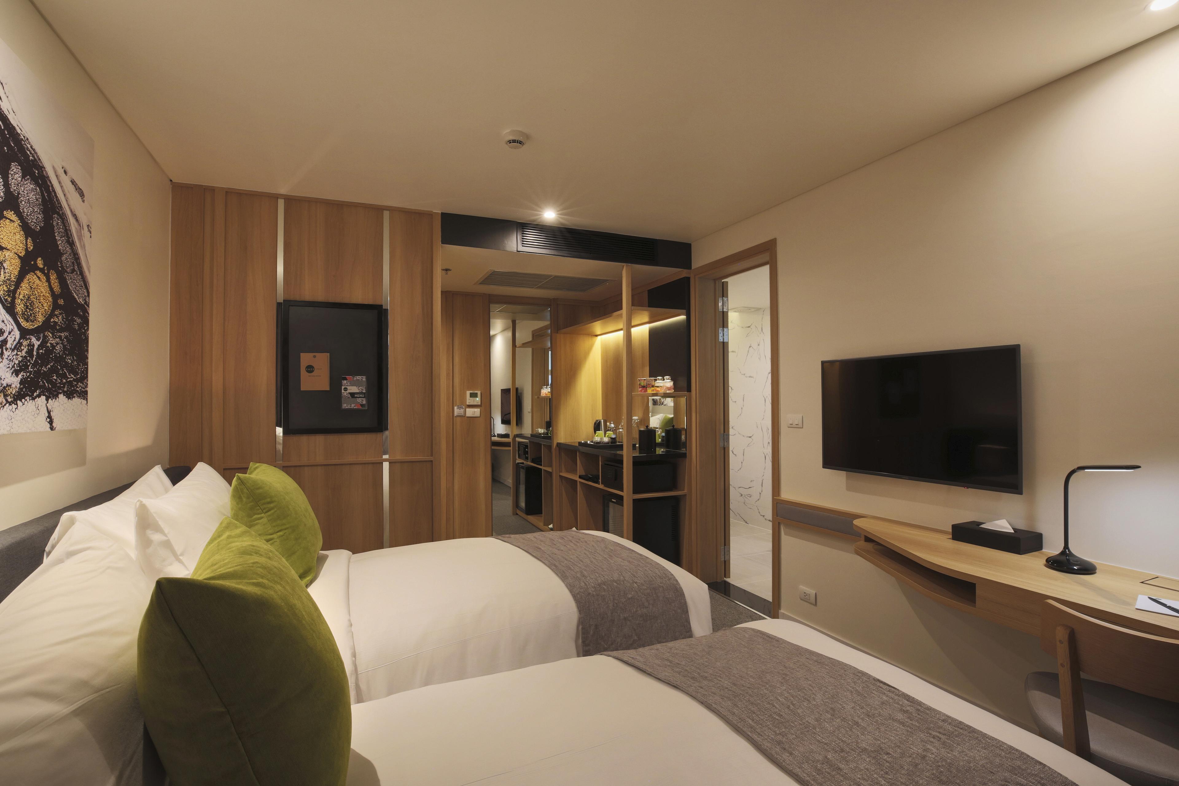 Zazz Urban Hotel 4*