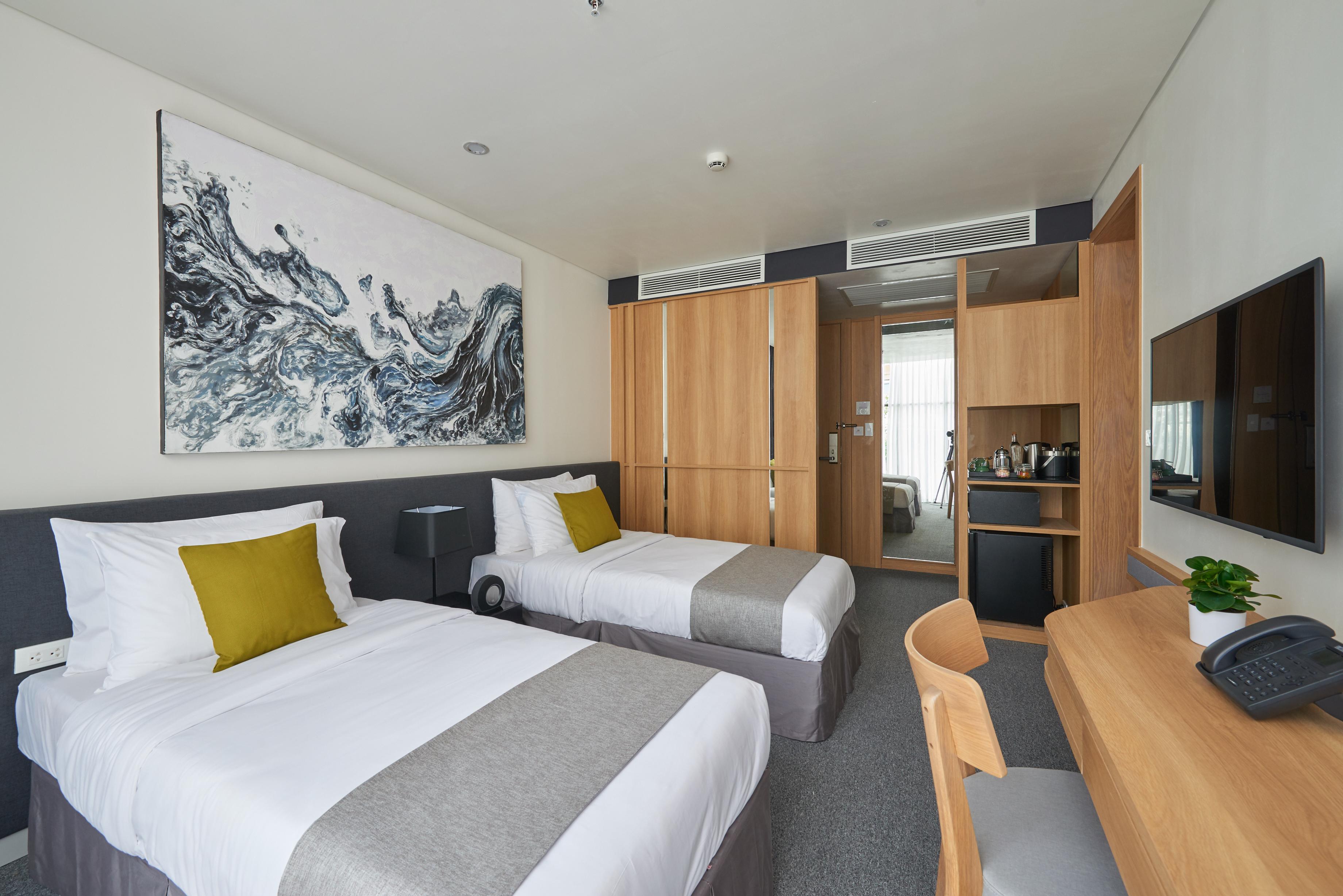 Zazz Urban Hotel 4*