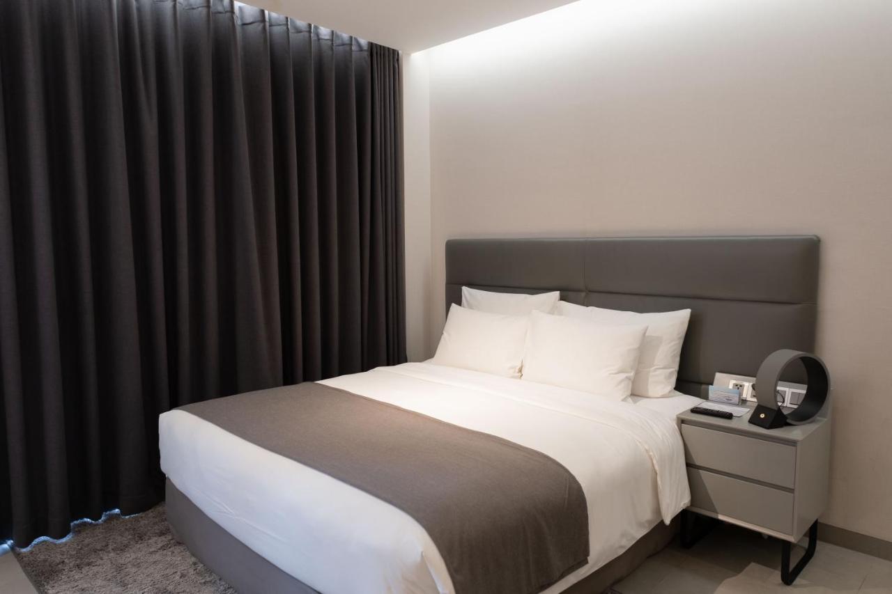 M Saigon Hotel