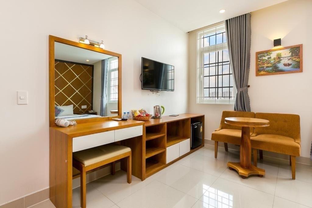 Khach San Thien Cung Hotel 2*