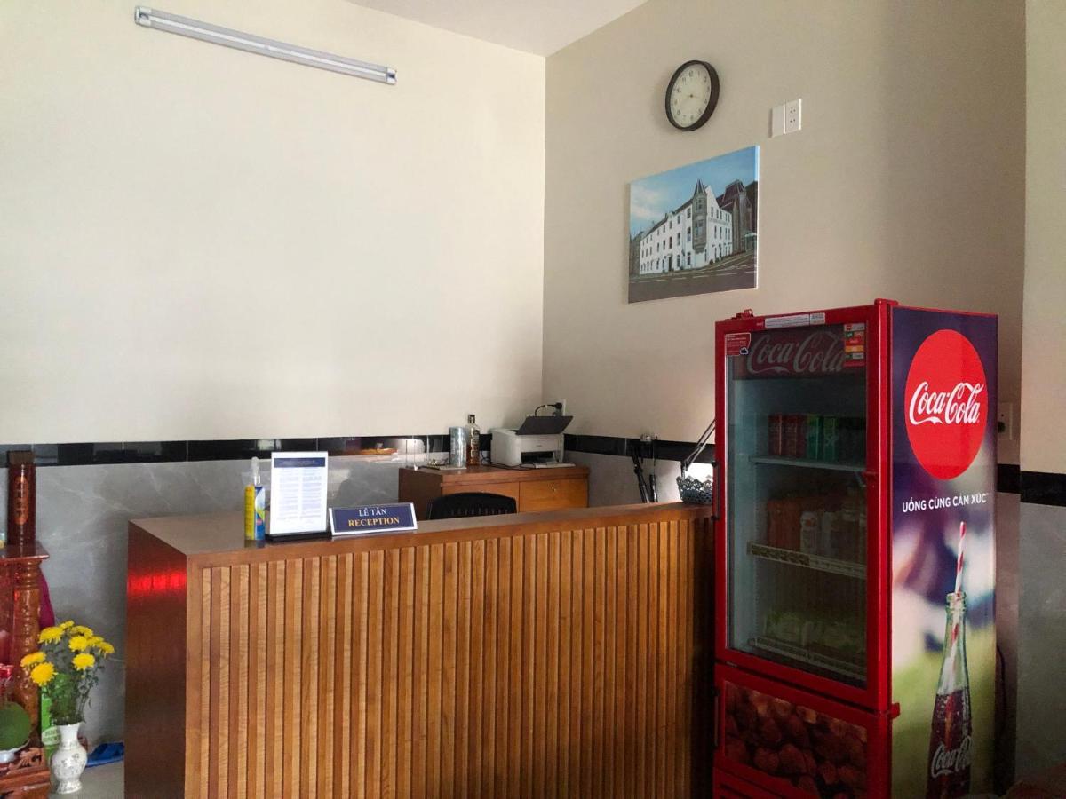 Love hotel Khach San Huy Phuong Ho Chi Minh City