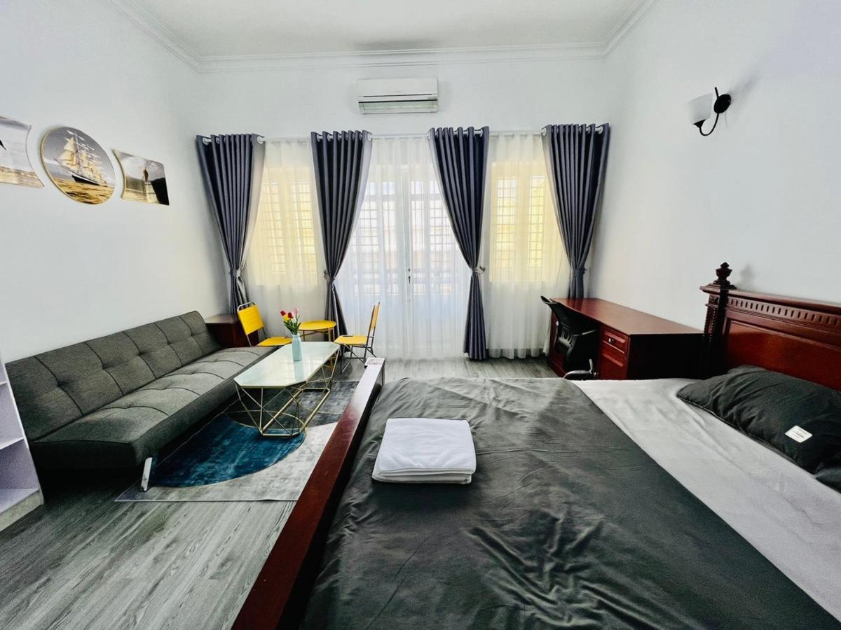 Apartment Mina House Airport