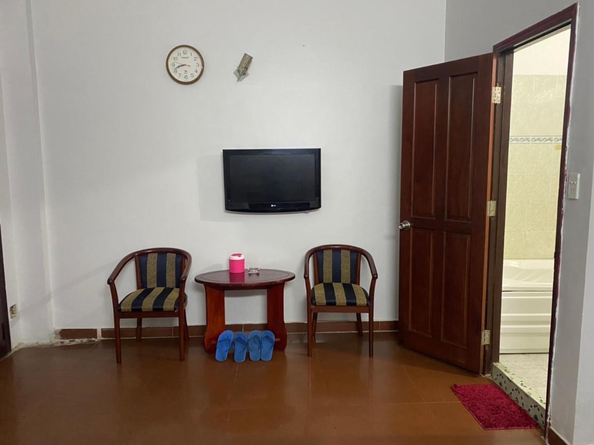 Hotel Khach San Thanh Hong 2*