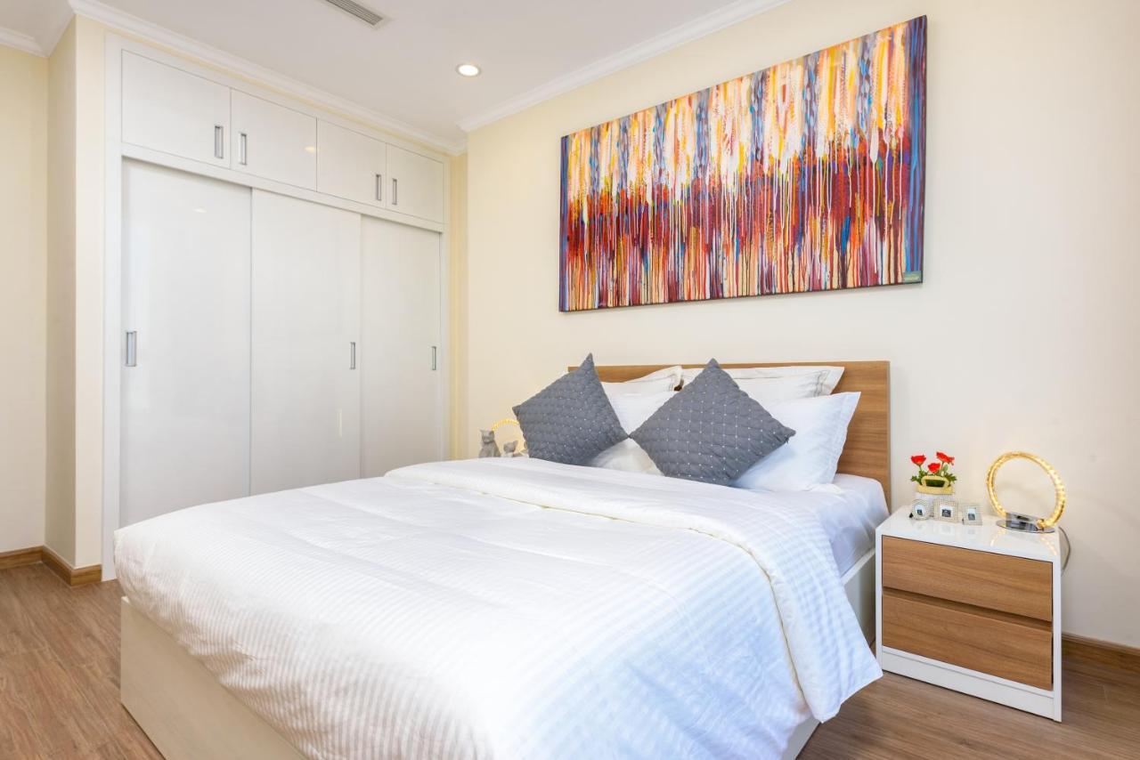 Luxury Vinhomes Central Park Apartment Ho Chi Minh City