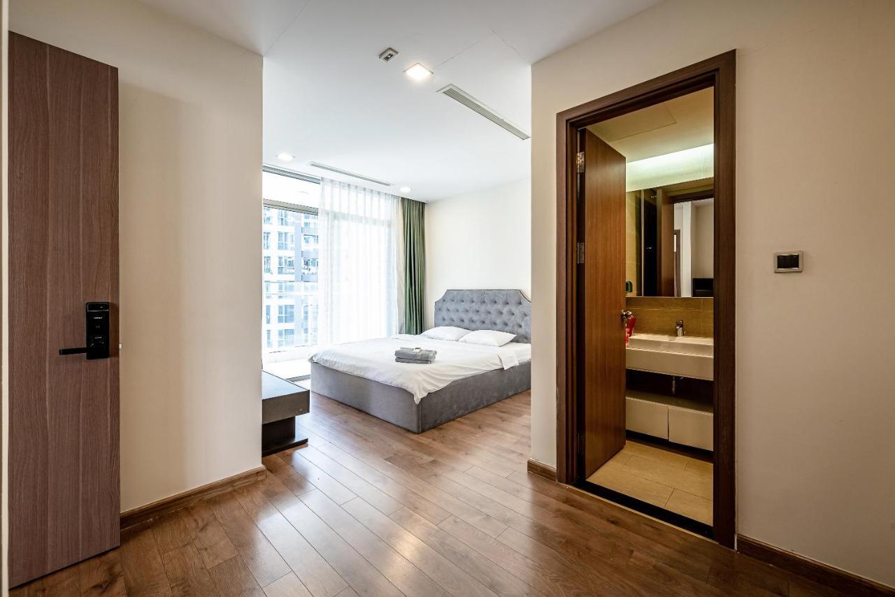 Apartment Vinhomes Luxury-kayla's *