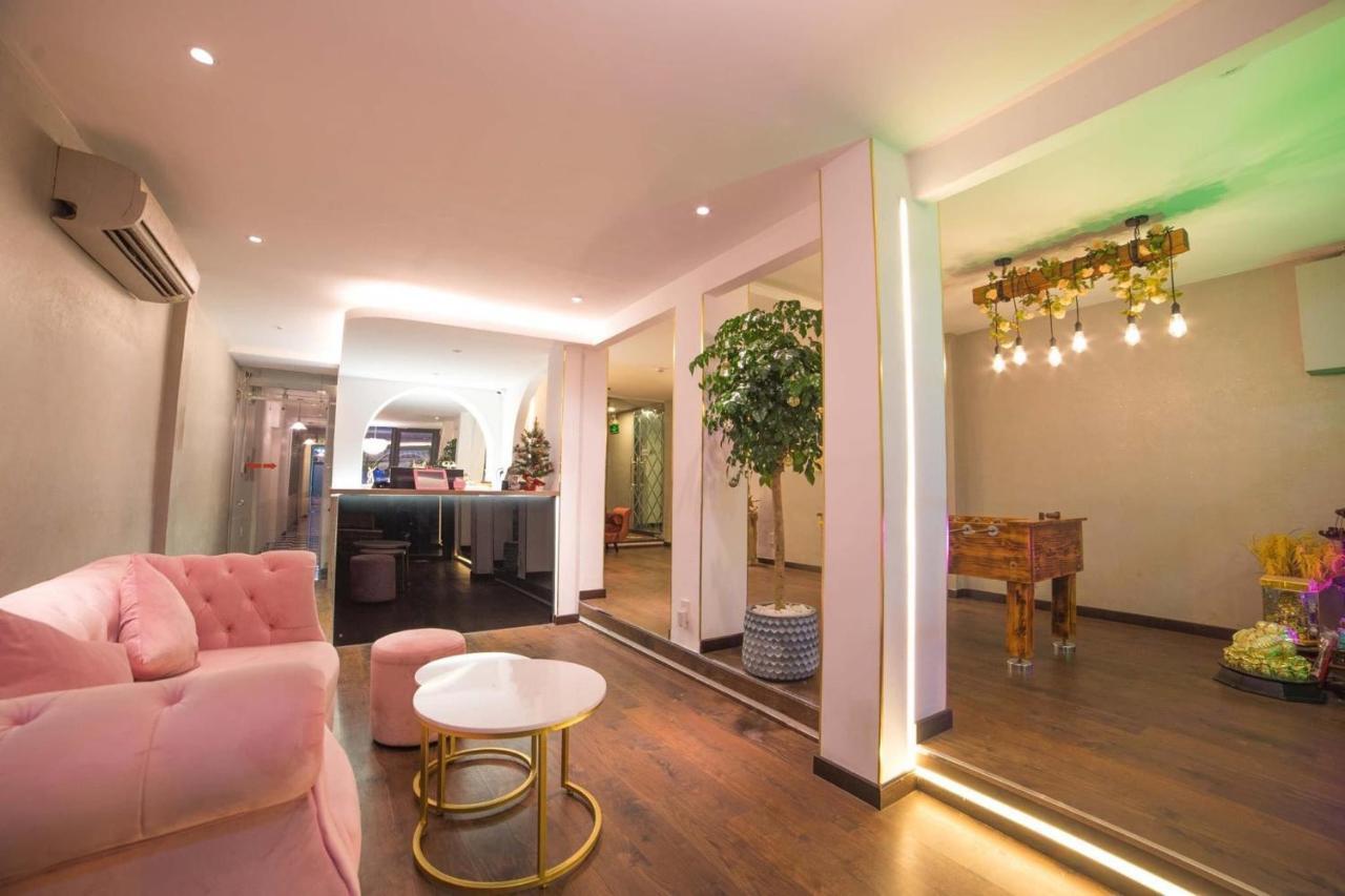 Language Exchange 3 Hotel 3*