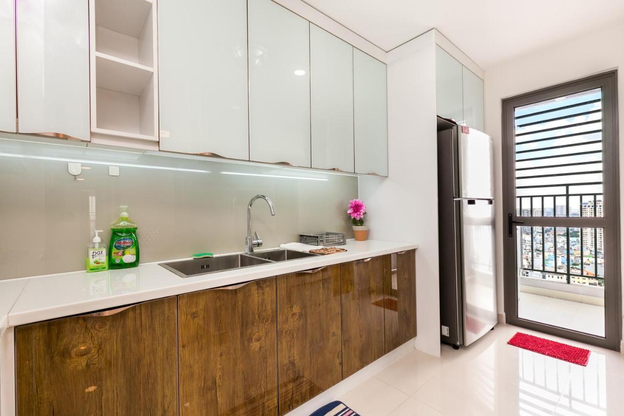 Spacious Saigon - Infinity Pool In Rivergate Apartment Ho Chi Minh City