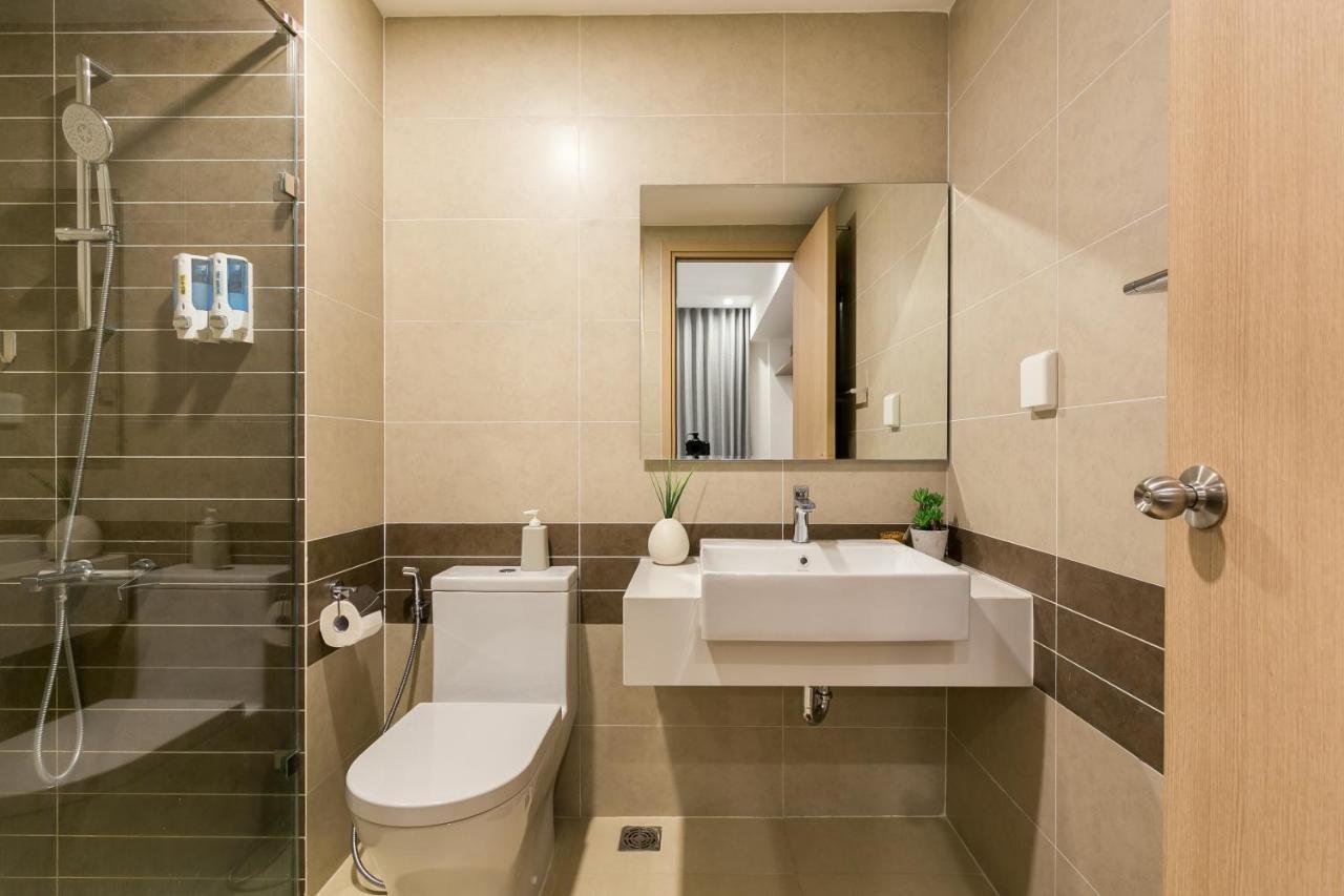 Apartment Spacious Saigon - Infinity Pool In Rivergate Ho Chi Minh City