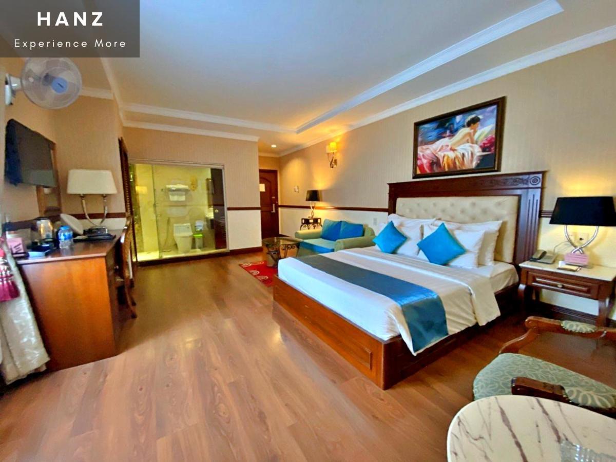 Hanz Sunflower & Hotel