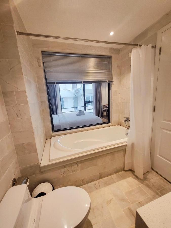 Thao Trang Laluxe Phu My Hung 3* Ho Chi Minh City