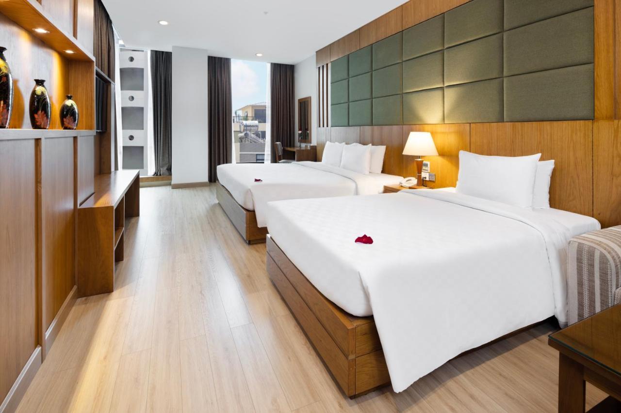 Eden Star Saigon Hotel 4*