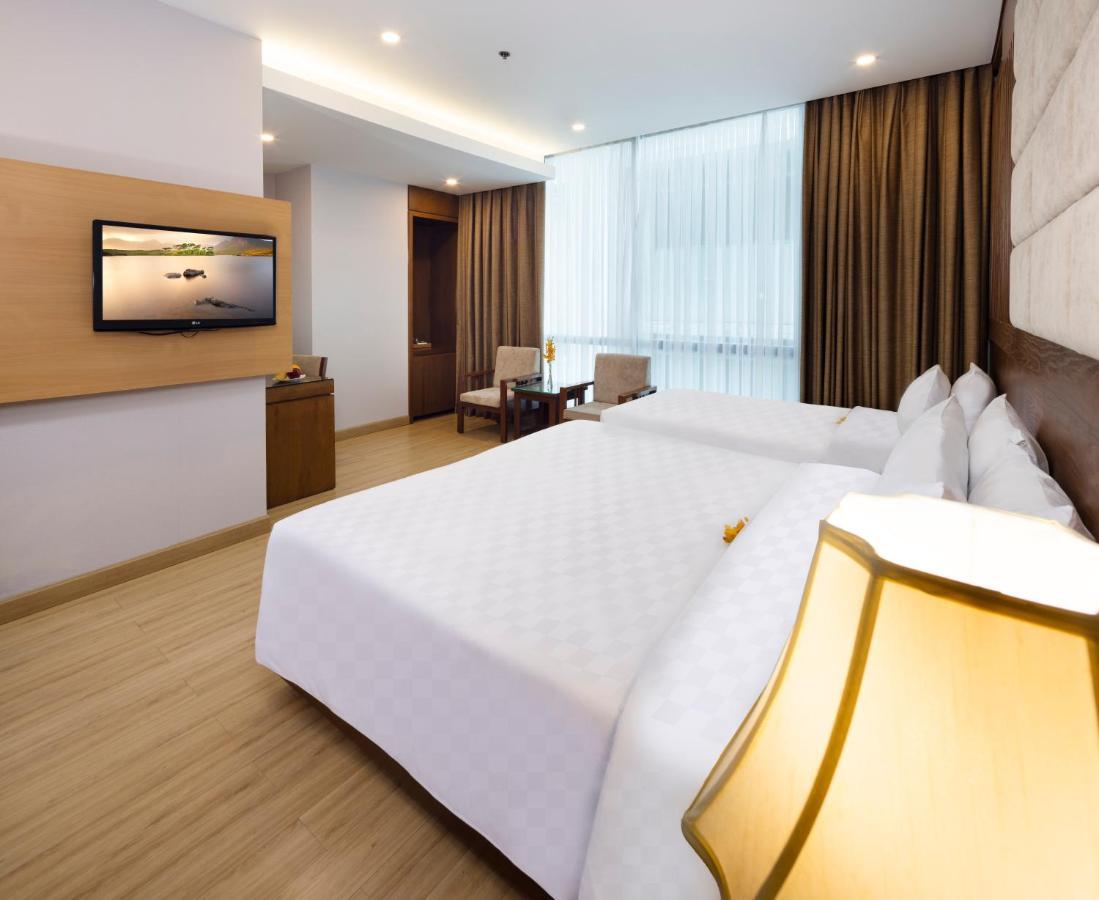 Eden Star Saigon Hotel 4*