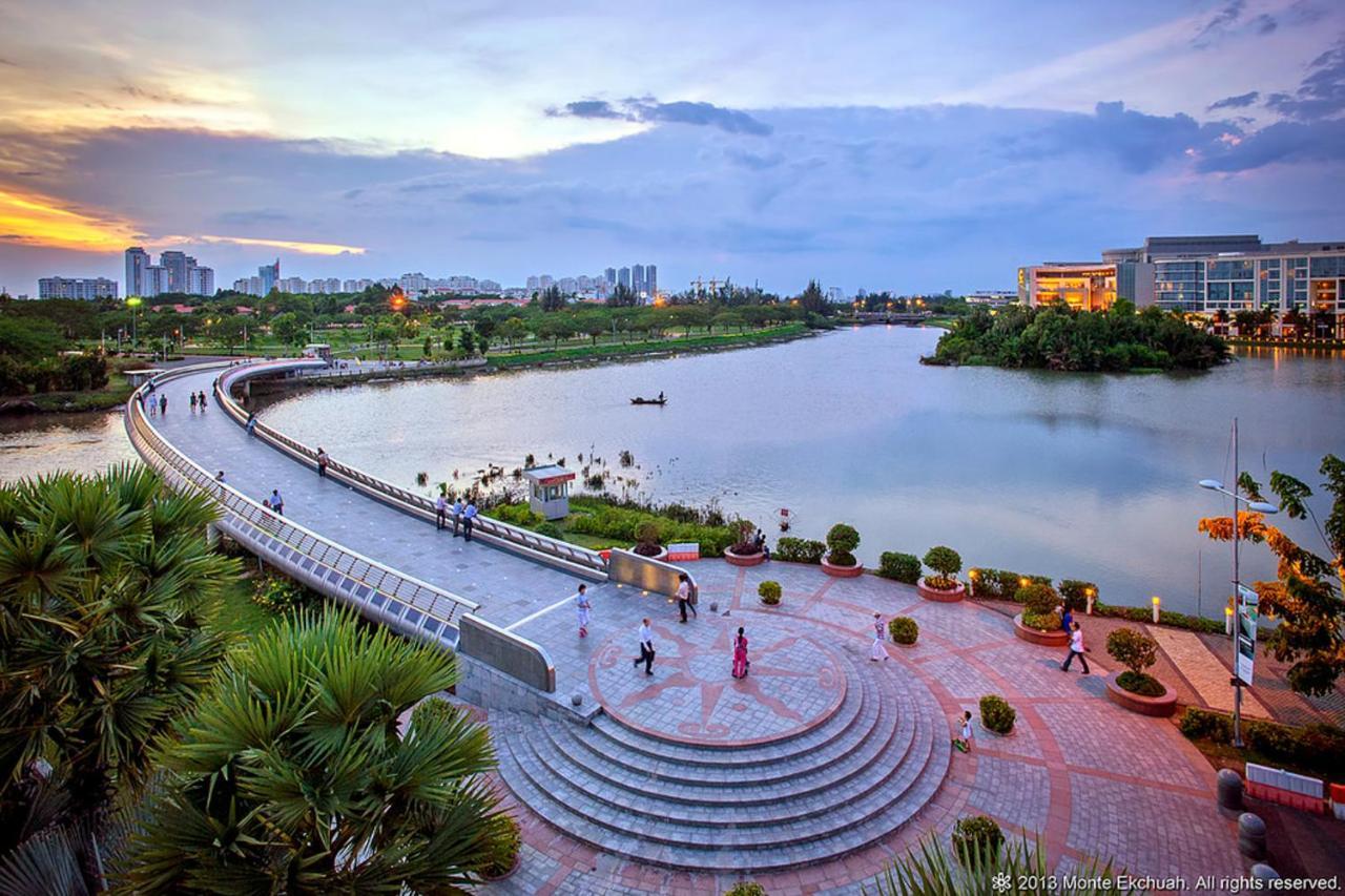 Golden Tree & 3* Ho Chi Minh City
