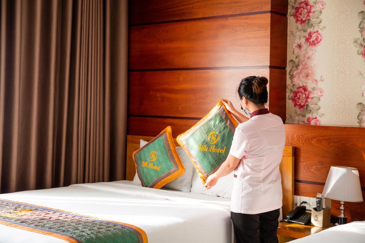 Khách sạn Silk Near Tan Son Nhat Airport
