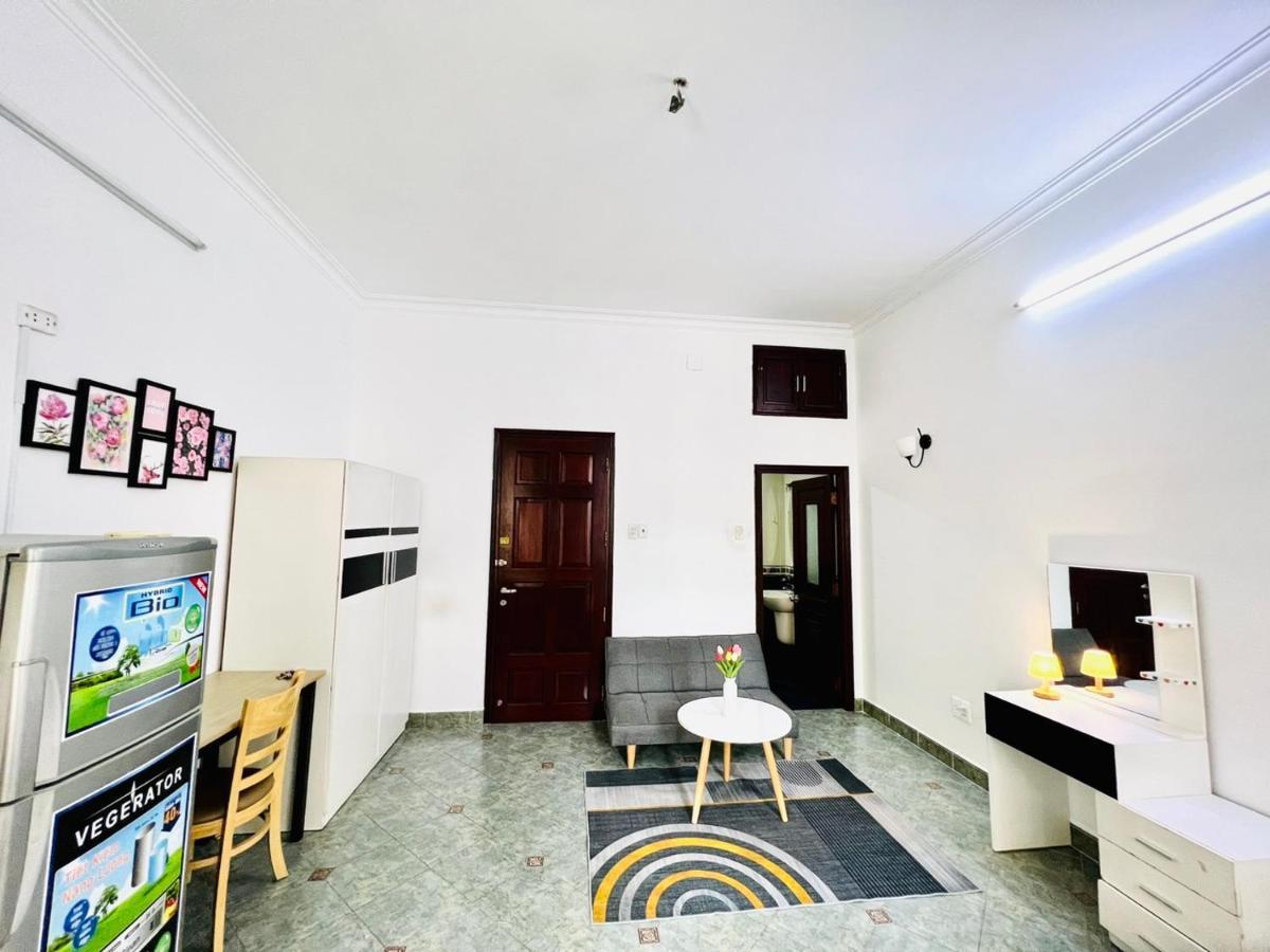 Apartment Mina House Airport *