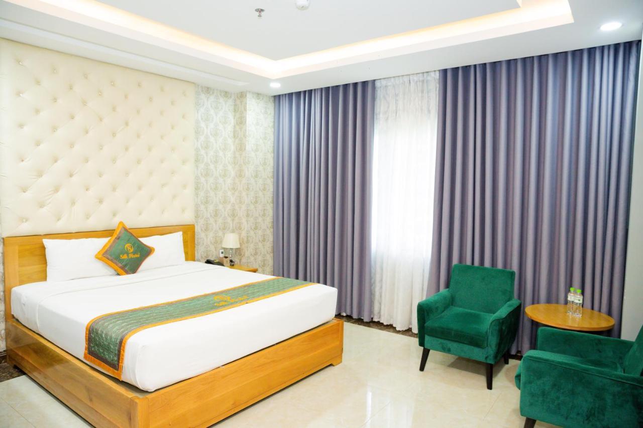 Silk Near Tan Son Nhat Airport 3*