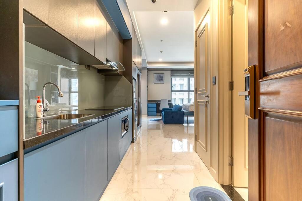 The Rixx Boutique- Opera House- Smarttv65in - Pool Ho Chi Minh City