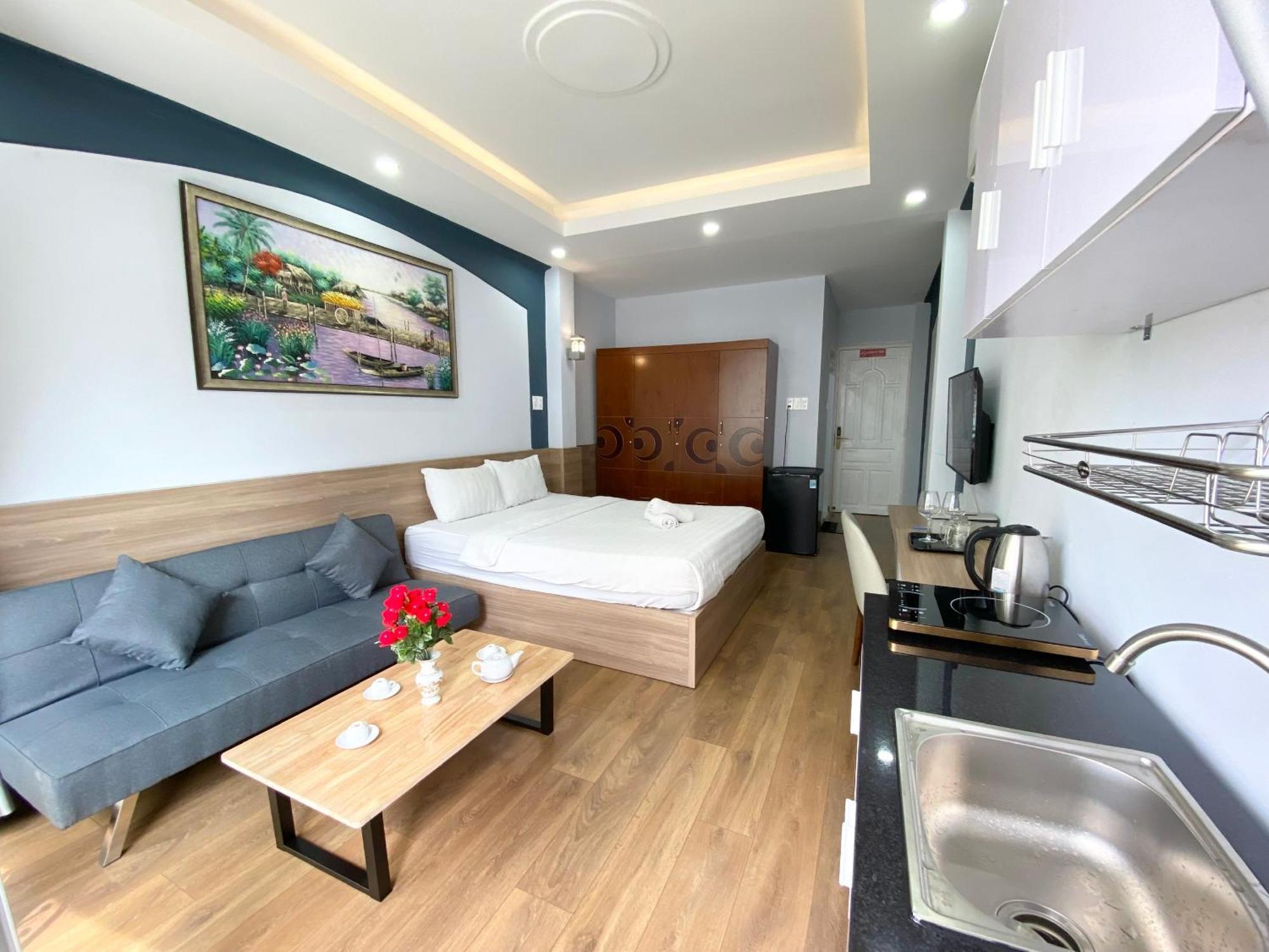 Away Do Quang Dau- Homestay, Center, D1