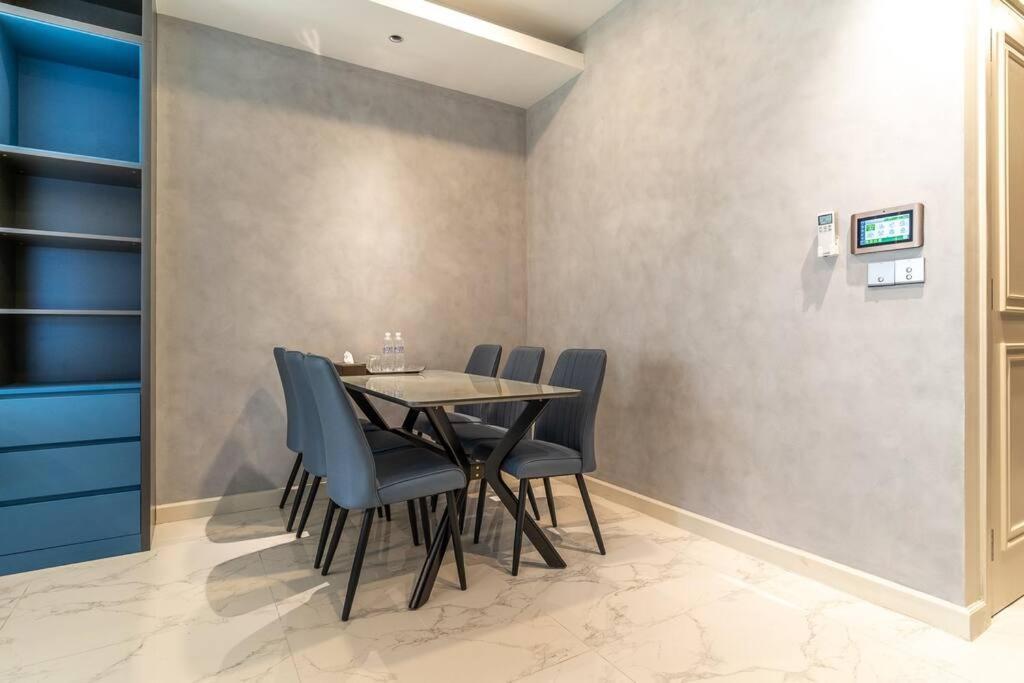 Apartment The Rixx Boutique- Opera House- Smarttv65in - Pool Ho Chi Minh City