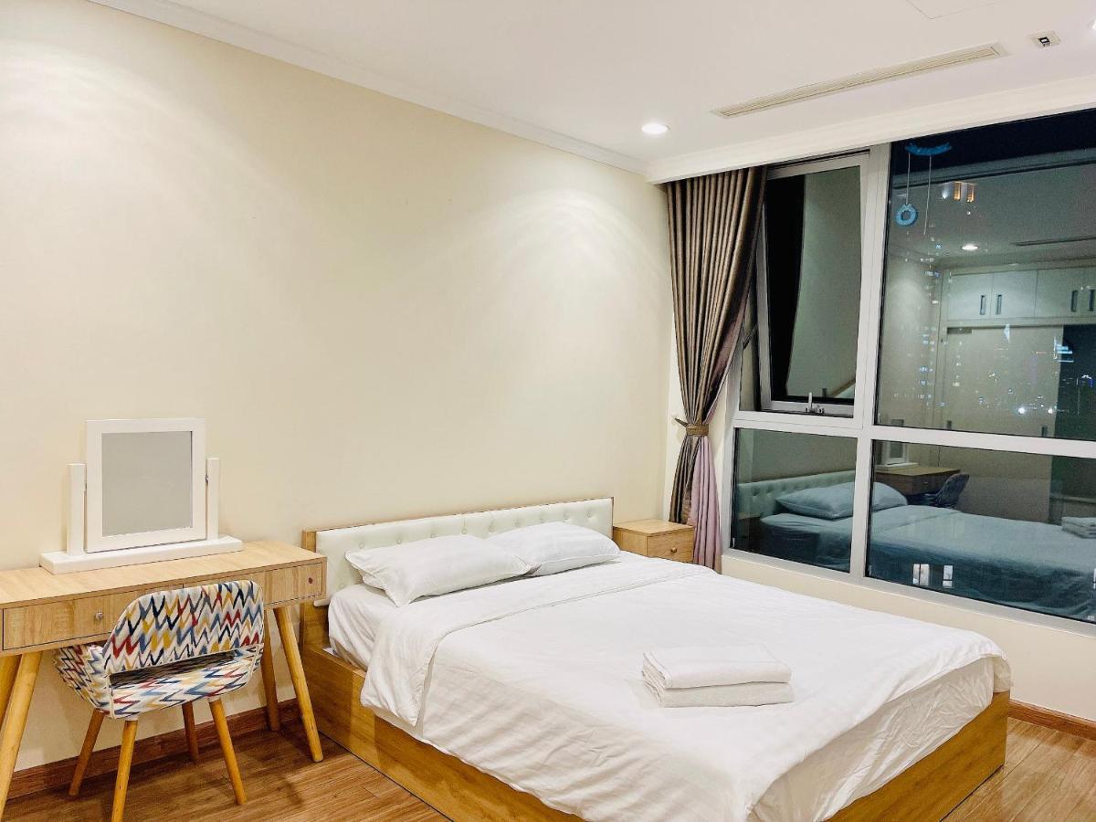 Apartment Kelly House At Vinhomes Park Ho Chi Minh City