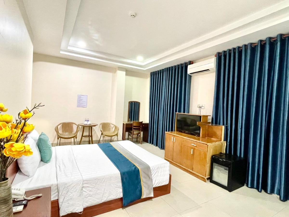 Hotel Hoa De Nhat Hotel- San Bay Tan Son Nhat