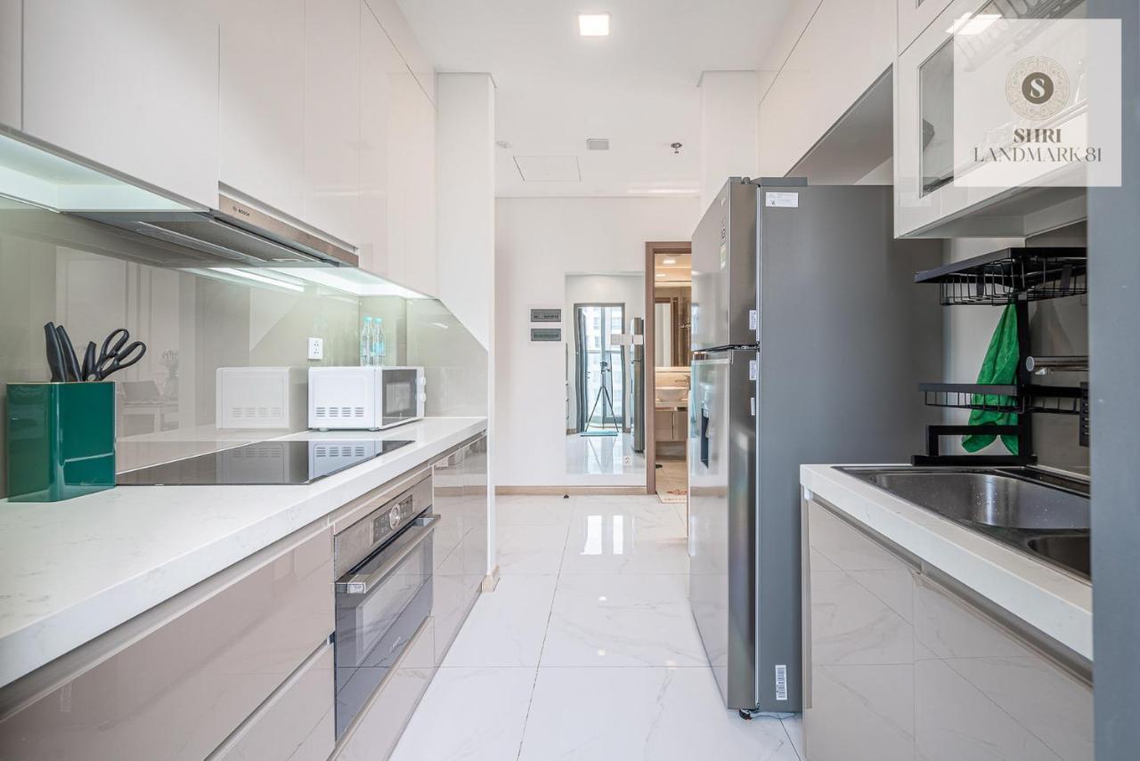 Shri Landscape - Landmark 81 Apartment