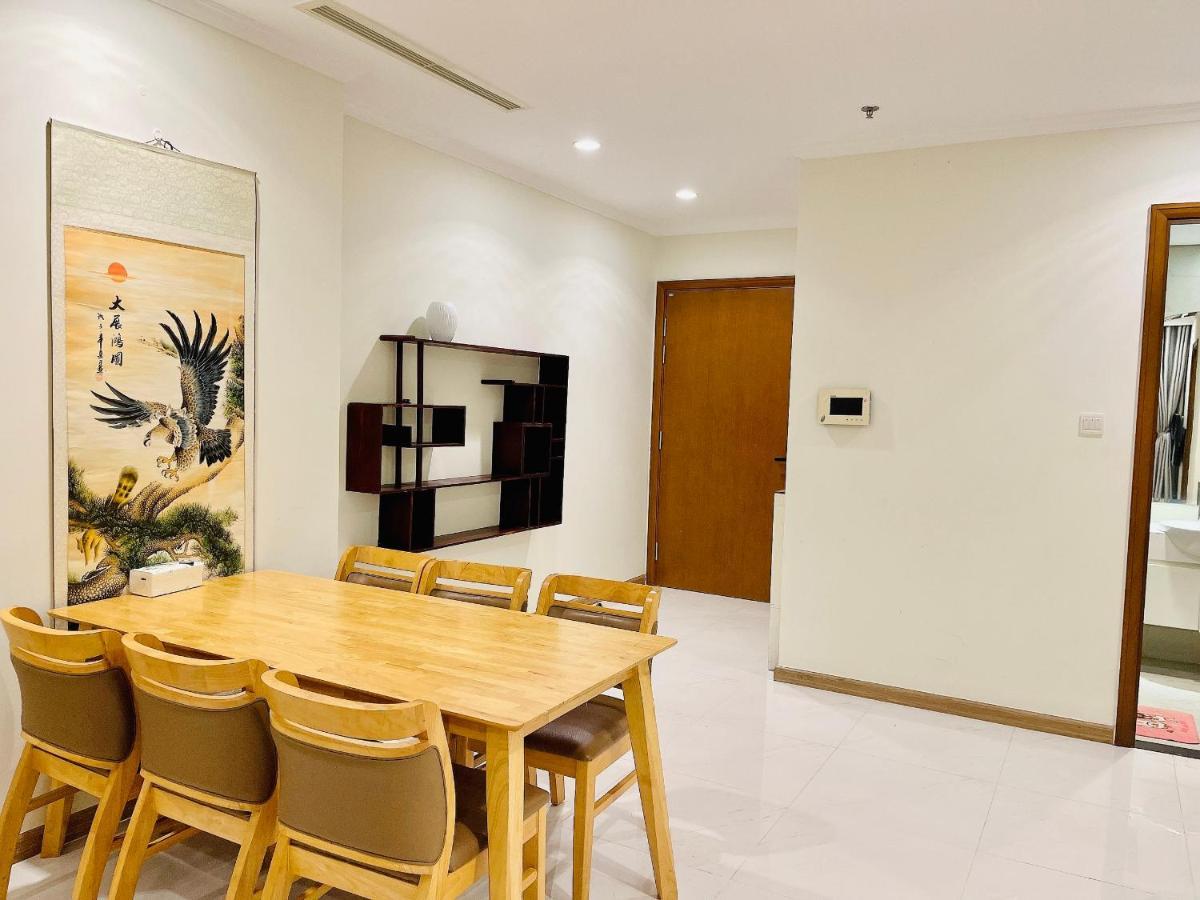 Kelly House At Vinhomes Park Apartment *
