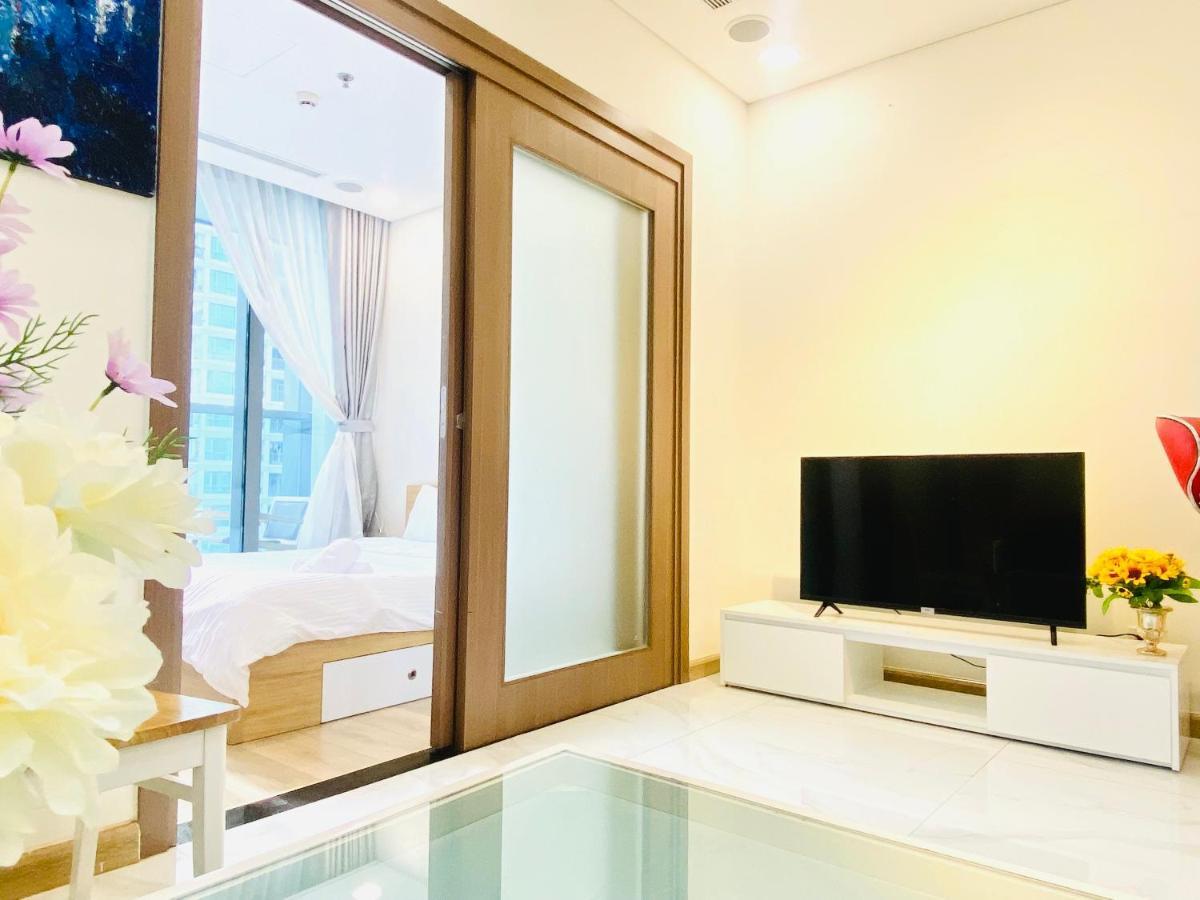 Ho Landmark 81 - Vinhome Park Apartment *