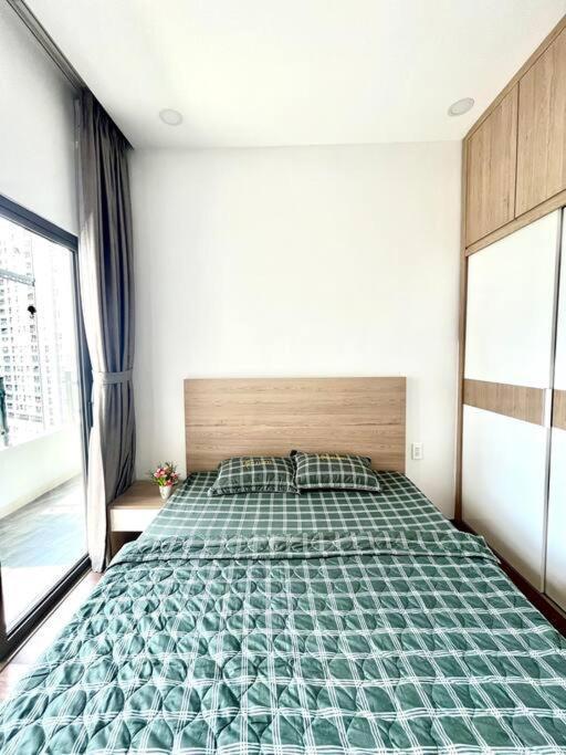 Luxury Near Airport Apartment *
