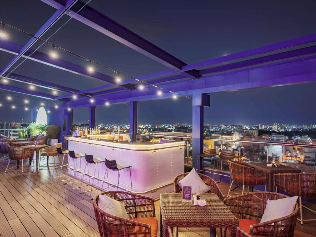 Ibis Saigon Airport 4*