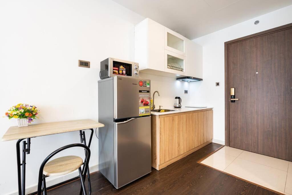 Stylist Studio-saigon Royal-hana Apart-1601 *