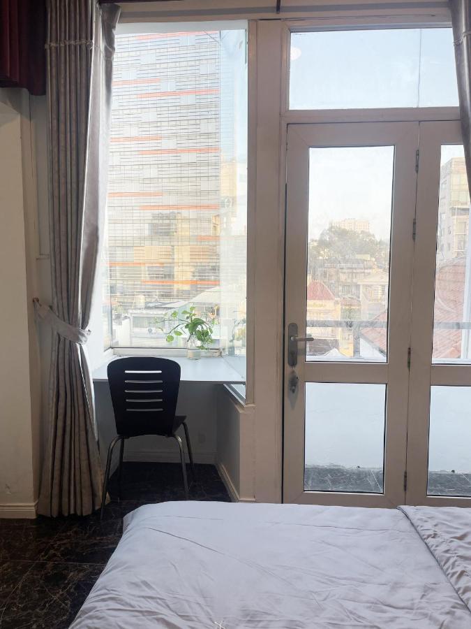 Ductaigallery's & Entire In Bui Vien St Apartment