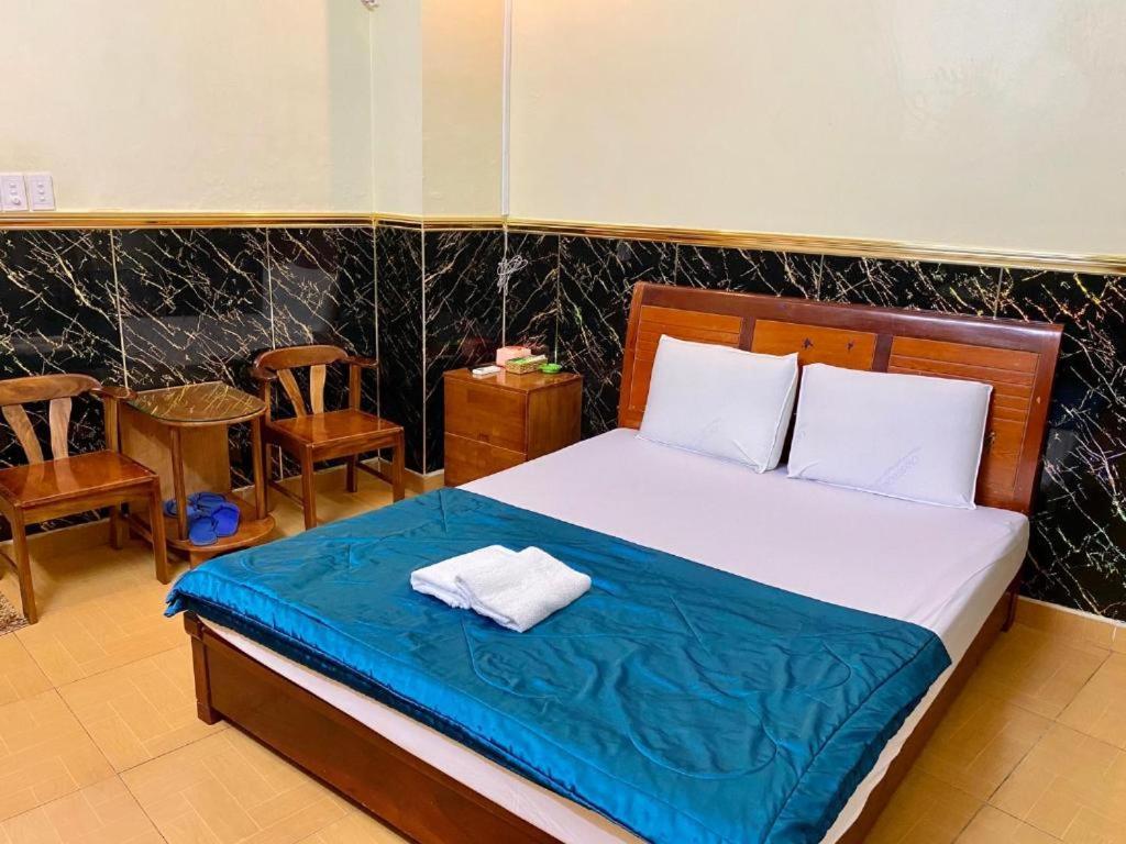 Aparthotel Khach San Ngoc Trinh 3*