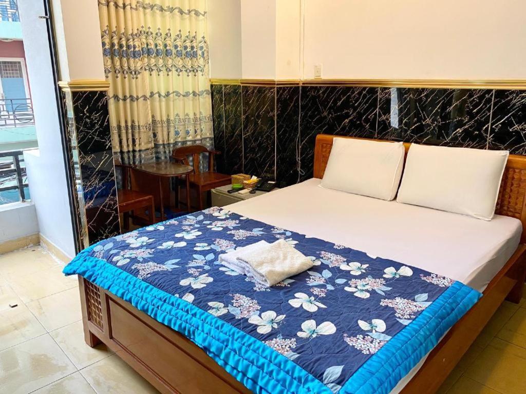 Aparthotel Khach San Ngoc Trinh