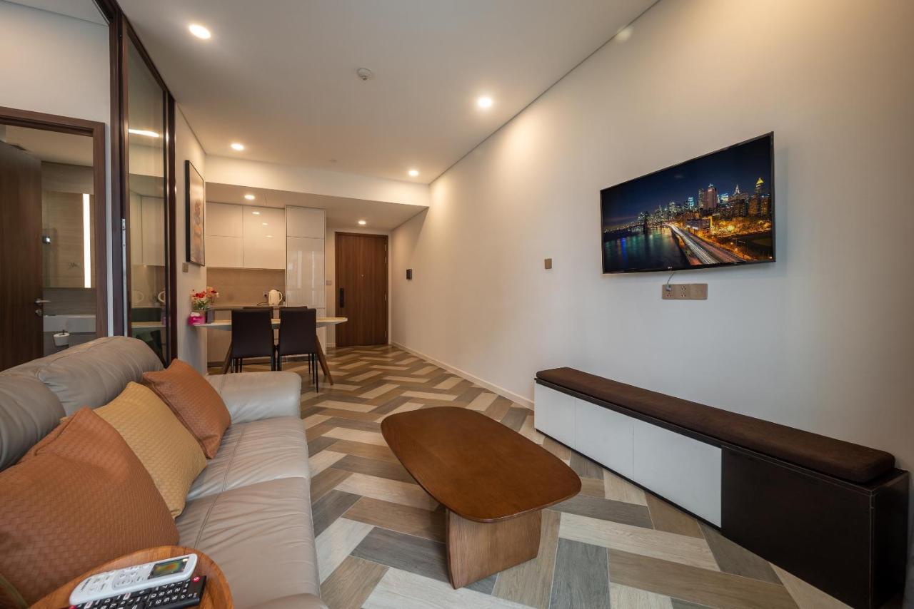 Metropole Royal Suites *