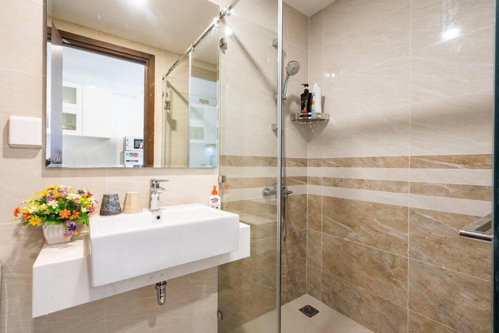 Apartment Stylist Studio-saigon Royal-hana Apart-1601