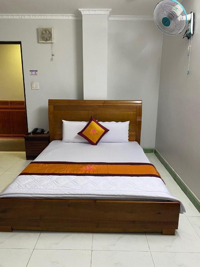 Hotel Khach San Thanh Hong 2*