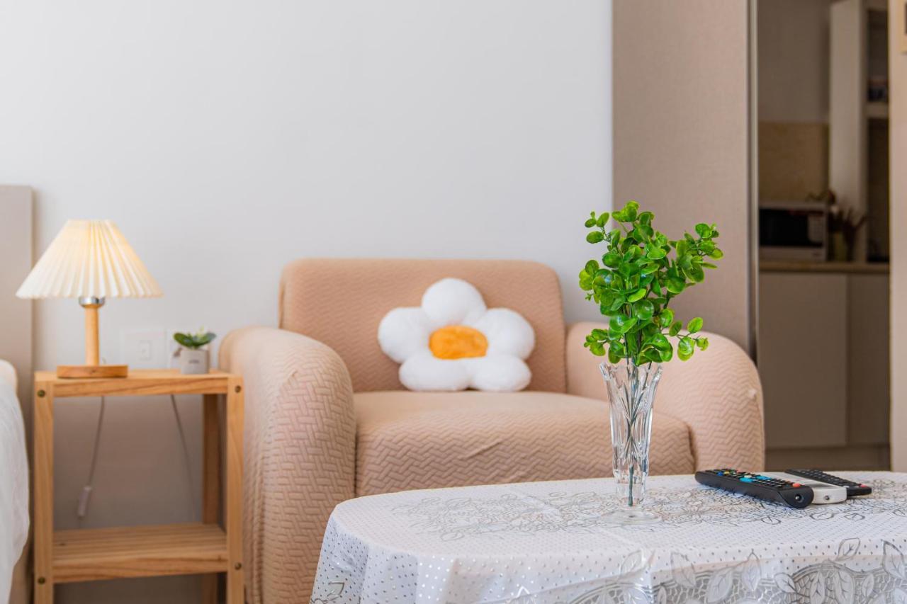 Apartment Studio River View-city View & Pool In Center - May Ho Chi Minh City