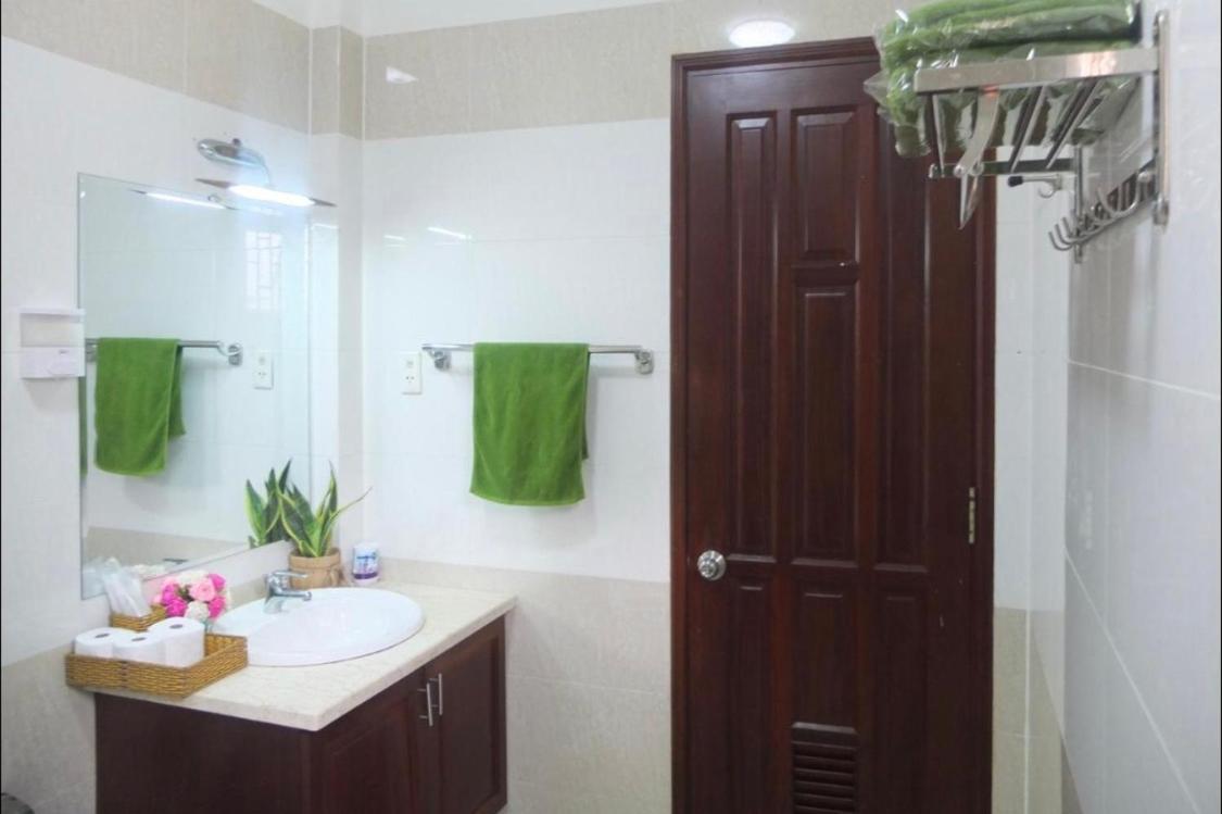 Hostel Lucky Sai Gon Airport & Gan Benh Vien 175 *