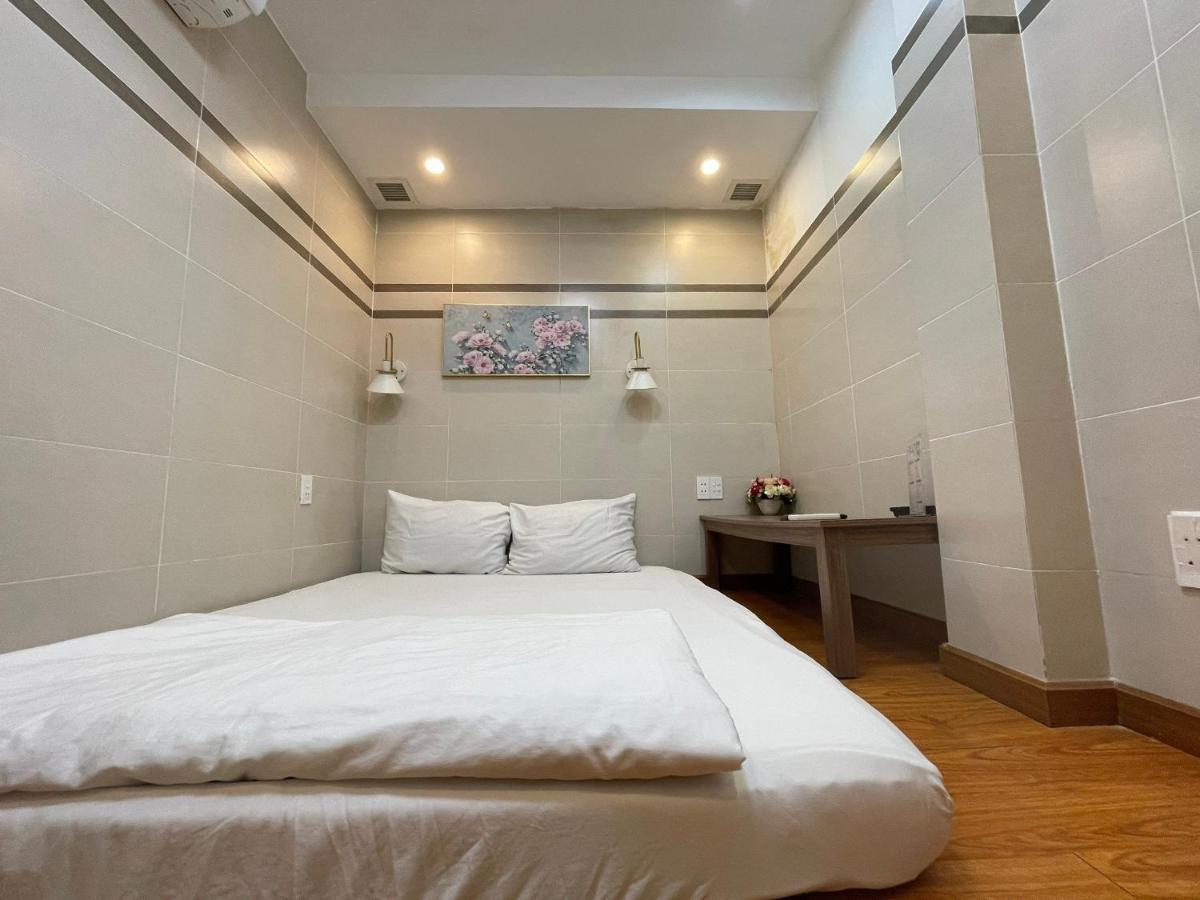 Binh An Hotel *